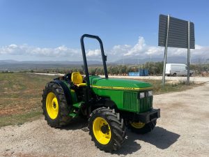 JOHN DEERE 5500N