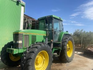 John Deere 7700